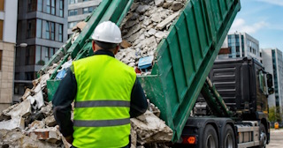 Вывоз строительного мусора в Вичуге: услуги лицензированной компании — ПроМусор